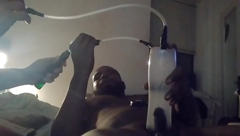 Hawt sweetheart gives head in the park