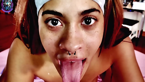 Sexy latina with a hot traffic