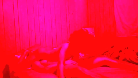 Sexy mature and dildo up her tight pussy