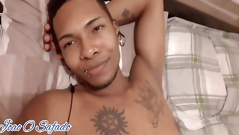 Super sexy chick fucks like a slut