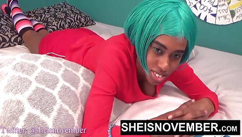 Big booty girl takes it from behind