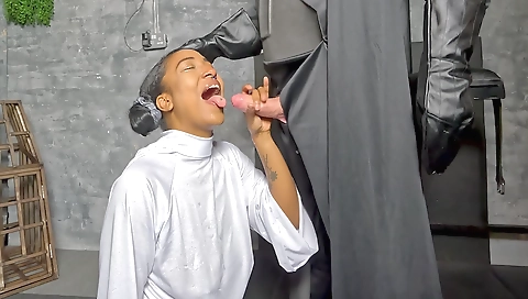 Married guy with her husbando