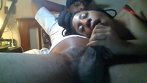 Mature woman and ready for cash